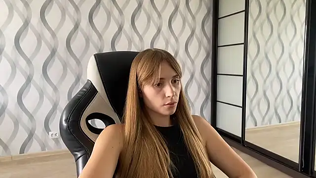 Miss Luna meow online show from June 16, 10:40 am