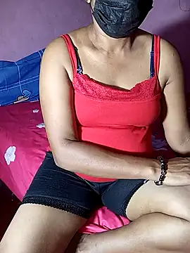 Snapshot of Nikini-xx chatting on July 5, 3:56 am Nikini-xx online show from July 5, 3:56 am