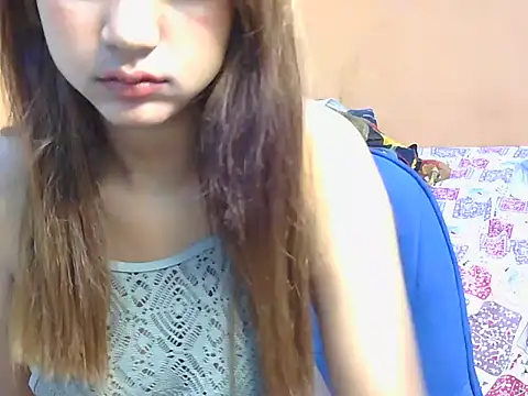 Snapshot of dream_-girl chatting on July 20, 10:39 am dream -girl online show from July 20, 10:39 am