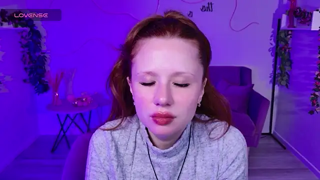 Snapshot of AuroraBabyDoll chatting on June 21, 5:10 am AuroraBabyDoll online show from June 21, 5:10 am