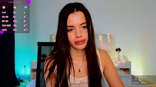 Snapshot of Little_cuti1e chatting on July 11, 9:56 am Little cuti1e online show from July 11, 9:56 am