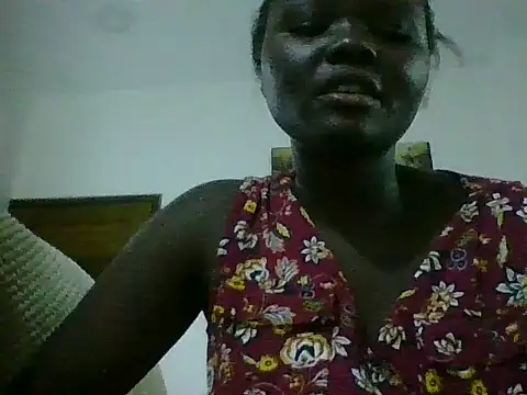 thepreetyone online show from June 17, 3:09 am