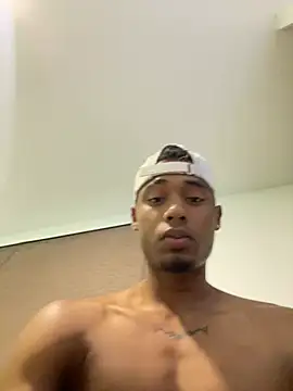 Snapshot of Ydiaz09 chatting on July 11, 4:37 am Ydiaz09 online show from July 11, 4:37 am