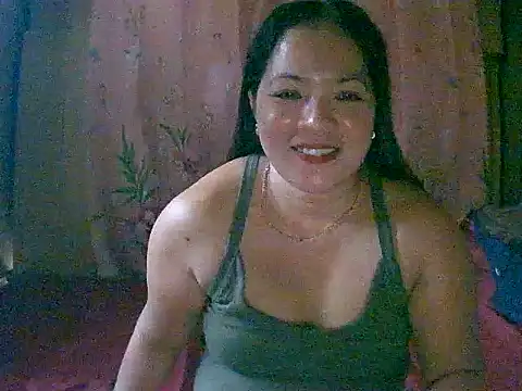 Snapshot of Sexy_asian87 chatting on June 24, 2:10 am Sexy asian87 online show from June 24, 2:10 am