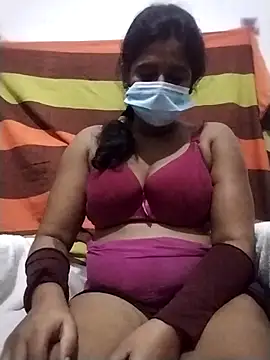 perera74064 online show from June 18, 5:17 pm