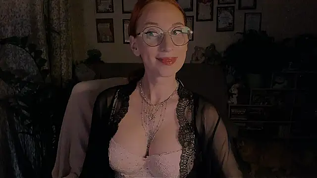Snapshot of GingerVerdict chatting on June 27, 7:08 pm GingerVerdict online show from June 27, 7:08 pm