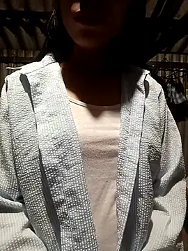 -Kem-04 online show from July 25, 1:52 pm