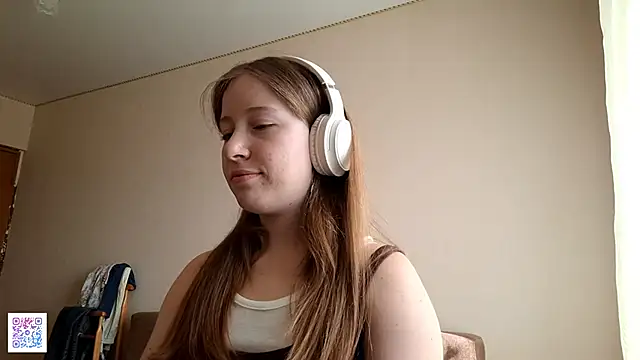 Snapshot of BethGoodman chatting on June 21, 2:08 pm BethGoodman online show from June 21, 2:08 pm