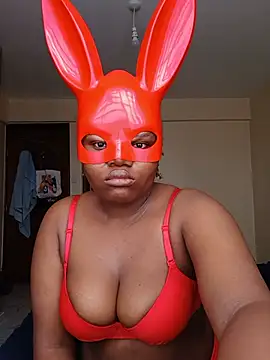 QuietDesire8 online show from June 17, 11:45 am