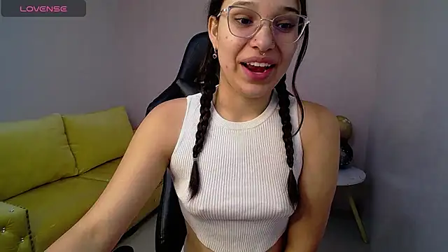 Snapshot of Lia_Rose_ch chatting on July 2, 12:22 pm Lia Rose ch online show from July 2, 12:22 pm