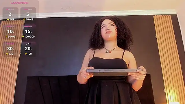 lunadoll18 online show from July 22, 4:26 am