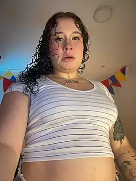 Snapshot of Doll_Ivy chatting on July 10, 3:00 am Doll Ivy online show from July 10, 3:00 am