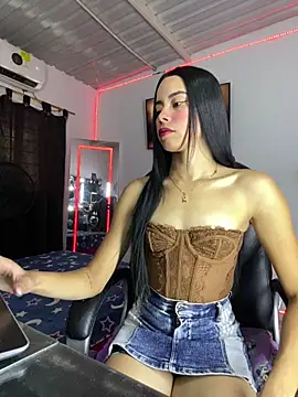 Snapshot of Lesly_Cute_ chatting on June 20, 6:00 pm Lesly Cute online show from June 20, 6:00 pm
