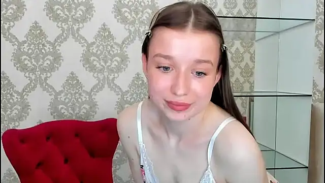Snapshot of michelle_blus chatting on July 25, 8:06 pm michelle blus online show from July 25, 8:06 pm