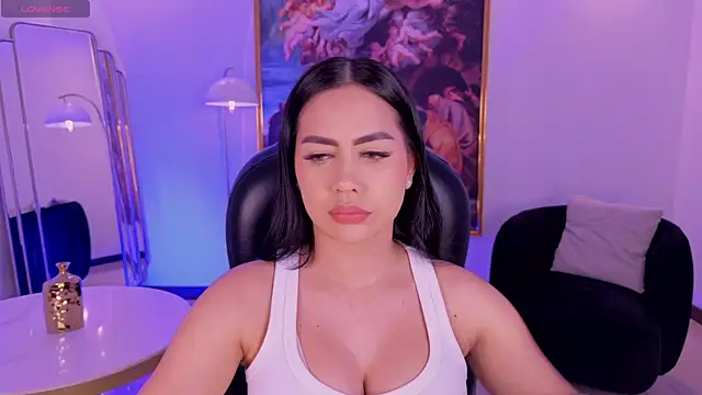 Snapshot of SabrinaMontclair chatting on June 24, 7:24 pm SabrinaMontclair online show from June 24, 7:24 pm