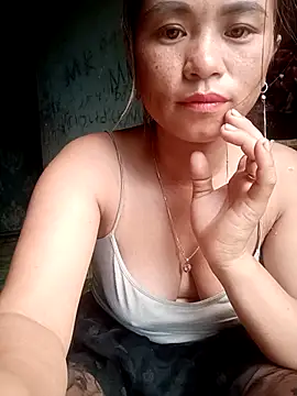 Snapshot of chychy113 chatting on July 5, 10:39 pm chychy113 online show from July 5, 10:39 pm