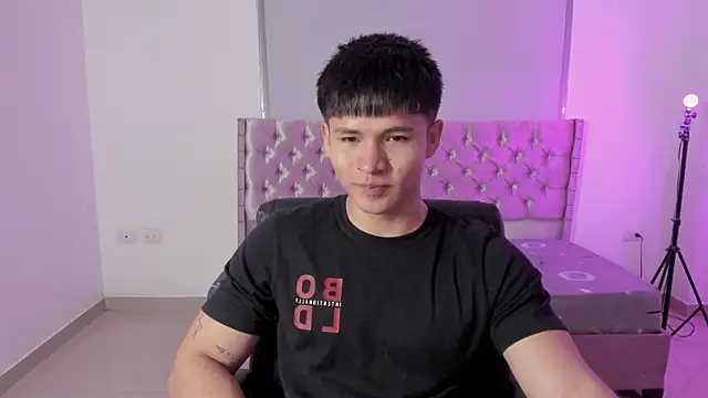 Snapshot of ryo_kush_ chatting on July 4, 1:28 pm ryo kush online show from July 4, 1:28 pm