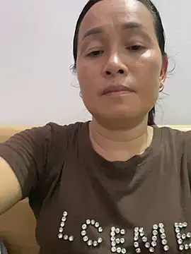 Snapshot of Loly_hana chatting on July 28, 11:50 am Loly hana online show from July 28, 11:50 am