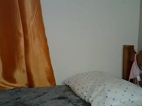 Snapshot of Curvydollyy chatting on July 16, 2:17 am Curvydollyy online show from July 16, 2:17 am