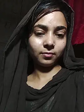 Snapshot of Simran_143 chatting on June 19, 4:11 pm Simran 143 online show from June 19, 4:11 pm