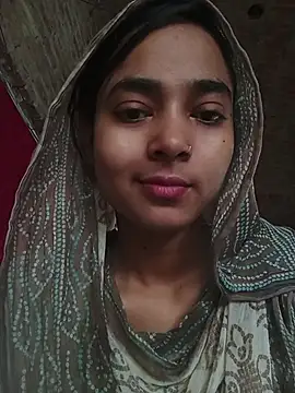 Snapshot of Simran_143 chatting on July 20, 4:27 am Simran 143 online show from July 20, 4:27 am