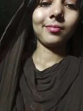 Snapshot of Simran_143 chatting on August 1, 4:50 pm Simran 143 online show from August 1, 4:50 pm