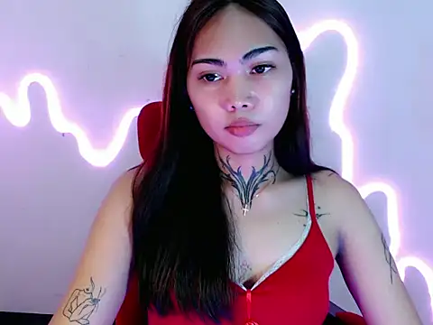 Snapshot of francine_xx chatting on June 18, 9:14 am francine xx online show from June 18, 9:14 am