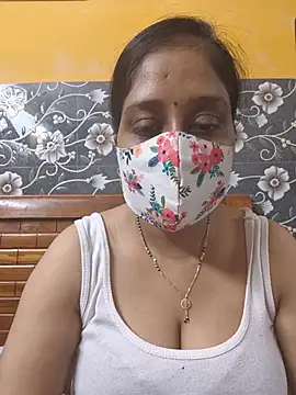 Snapshot of Garimaa_Cherry chatting on July 11, 8:33 pm Garimaa Cherry online show from July 11, 8:33 pm