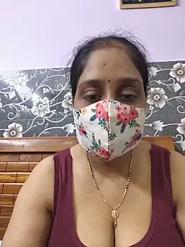Snapshot of Garimaa_Cherry chatting on August 6, 6:54 pm Garimaa Cherry online show from August 6, 6:54 pm
