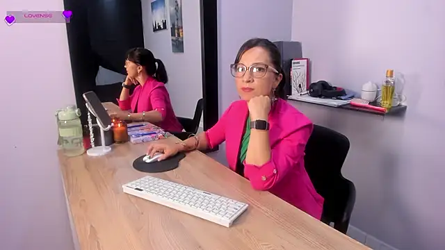 Greta Borbon  online show from July 10, 11:24 am