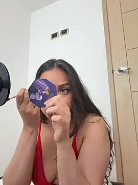 Snapshot of MilaHank chatting on July 18, 7:50 pm MilaHank online show from July 18, 7:50 pm