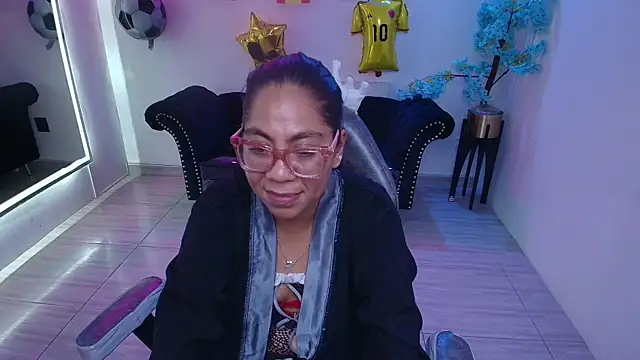 Snapshot of Silvana_lane chatting on July 19, 7:45 am Silvana lane online show from July 19, 7:45 am