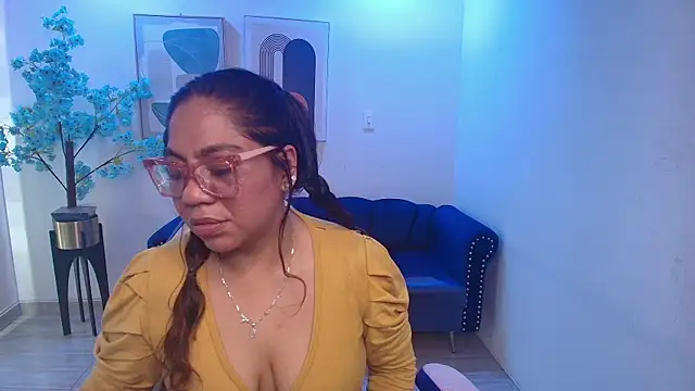 Snapshot of Silvana_lane chatting on July 31, 7:35 pm Silvana lane online show from July 31, 7:35 pm