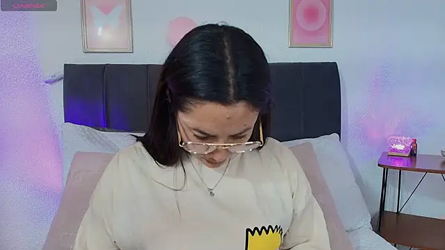 Snapshot of samm_curvy chatting on July 16, 7:42 pm samm curvy online show from July 16, 7:42 pm