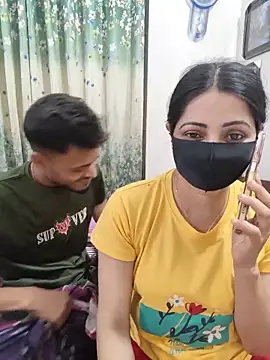 Couple-202 online show from June 18, 8:02 pm