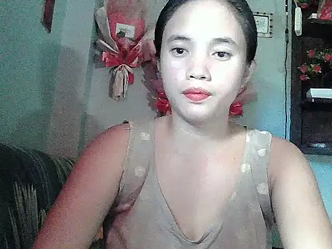 Snapshot of sophie_193 chatting on July 3, 1:12 am sophie 193 online show from July 3, 1:12 am