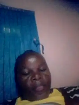 Snapshot of PRETTY-LILY chatting on August 1, 6:18 pm PRETTY-LILY online show from August 1, 6:18 pm