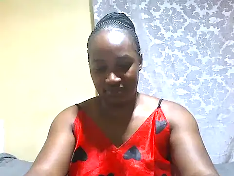 Snapshot of sexy-faiy chatting on July 1, 6:18 pm sexy-faiy online show from July 1, 6:18 pm