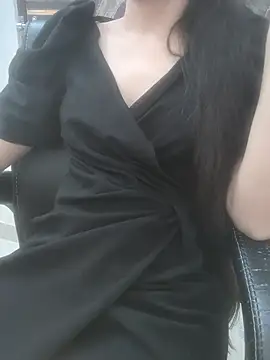 Snapshot of sushmita0 chatting on July 4, 2:45 pm sushmita0 online show from July 4, 2:45 pm