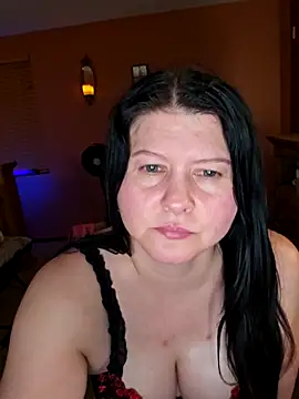 Snapshot of SpicyRosy chatting on June 20, 6:16 am SpicyRosy online show from June 20, 6:16 am