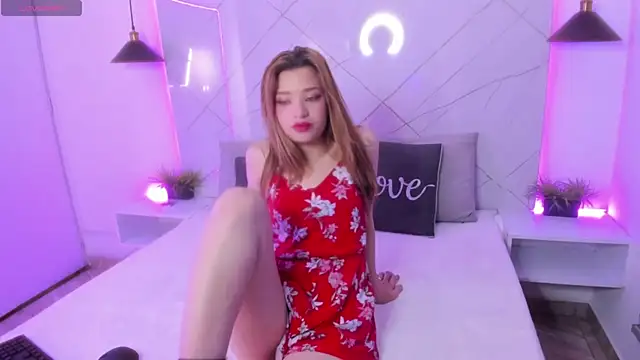 Snapshot of Sally_candy_ chatting on July 29, 3:48 am Sally candy online show from July 29, 3:48 am