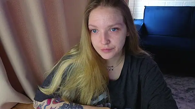 Snapshot of Kate__Walker chatting on June 25, 5:12 am Kate Walker online show from June 25, 5:12 am
