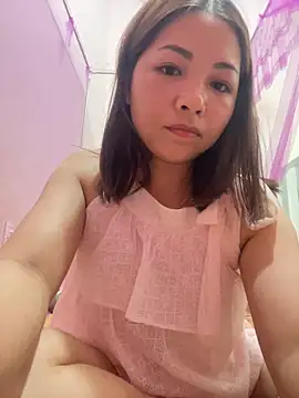 Snapshot of Phiea-nc94 chatting on July 13, 2:20 pm Phiea-nc94 online show from July 13, 2:20 pm