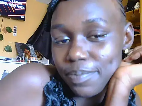Snapshot of Heliosann chatting on August 1, 8:46 am Heliosann online show from August 1, 8:46 am