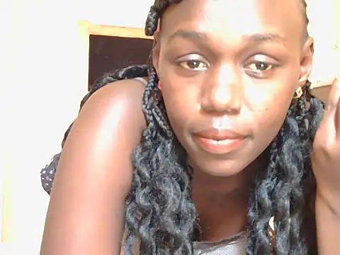 Snapshot of Heliosann chatting on August 5, 7:22 am Heliosann online show from August 5, 7:22 am