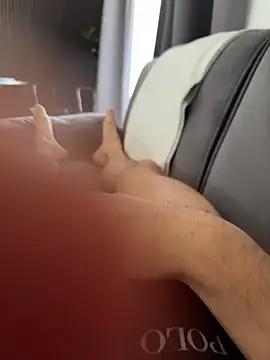 justinxxx3 online show from June 20, 8:28 am