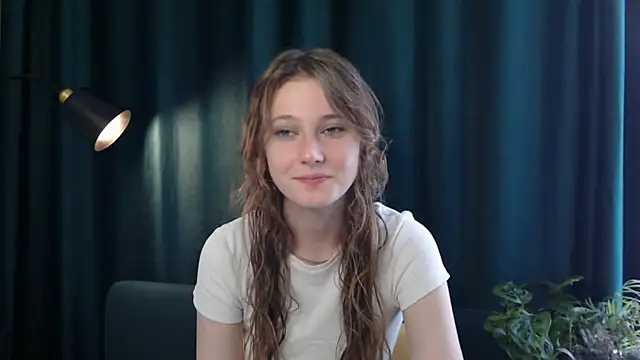 Snapshot of NoahGerder chatting on July 14, 10:43 am NoahGerder online show from July 14, 10:43 am