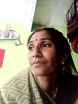 Snapshot of Umakumari90 chatting on June 20, 6:49 am Umakumari90 online show from June 20, 6:49 am