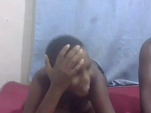 Snapshot of miss_brown_gal chatting on July 16, 9:37 am miss brown gal online show from July 16, 9:37 am