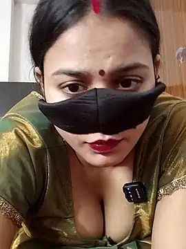 Snapshot of Mummy_jii1 chatting on July 17, 6:20 am Mummy jii1 online show from July 17, 6:20 am